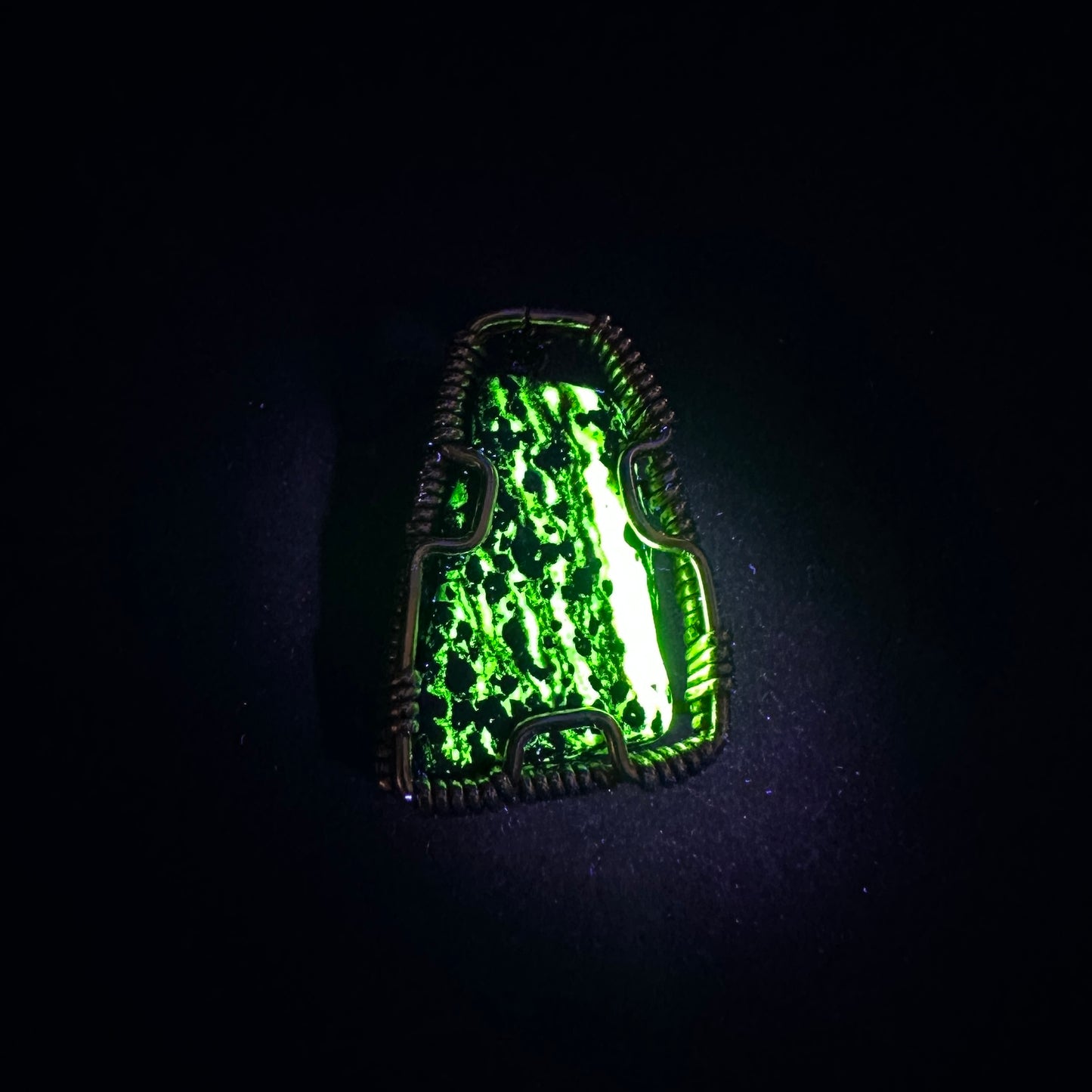 Fluorescent Willemite Pendant